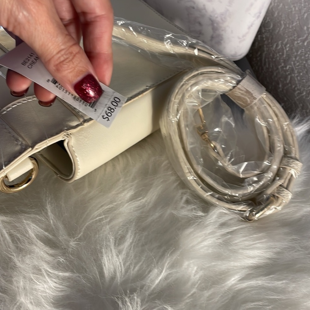 ๐ The Limited crossbody cream purse you can also take straps off NWT - Picture 3 of 4